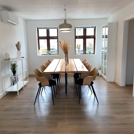 Hyggeligt Sommerhus I Jerup Buitenkant foto
