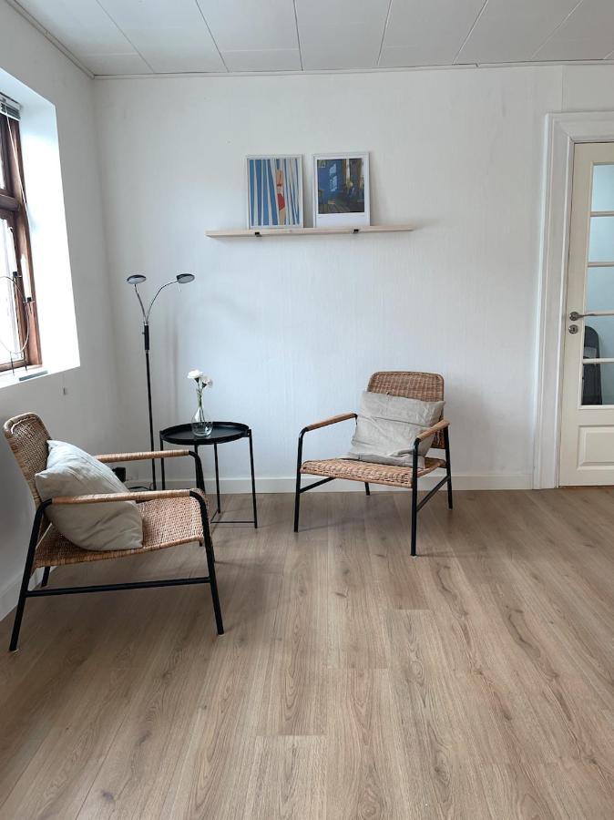 Hyggeligt Sommerhus I Jerup Buitenkant foto