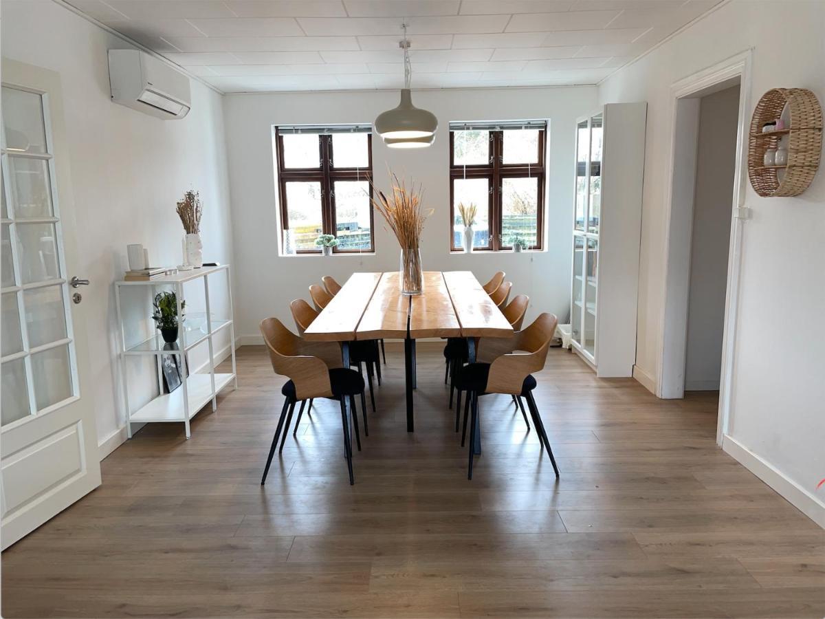 Hyggeligt Sommerhus I Jerup Buitenkant foto